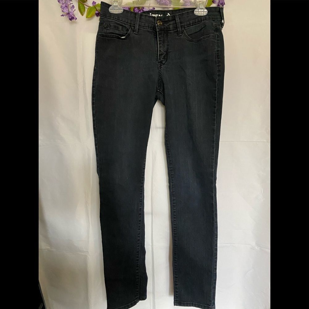 Levis Denizen 216 Skinny Fit Misses Jeans.